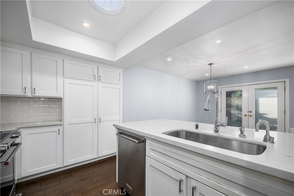 9658 Bloomfield Avenue, Cypress CA 90630 - photo 4