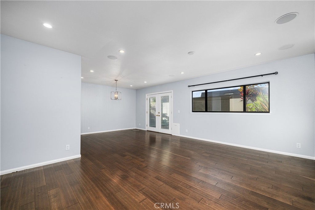 9658 Bloomfield Avenue, Cypress CA 90630 - photo 10