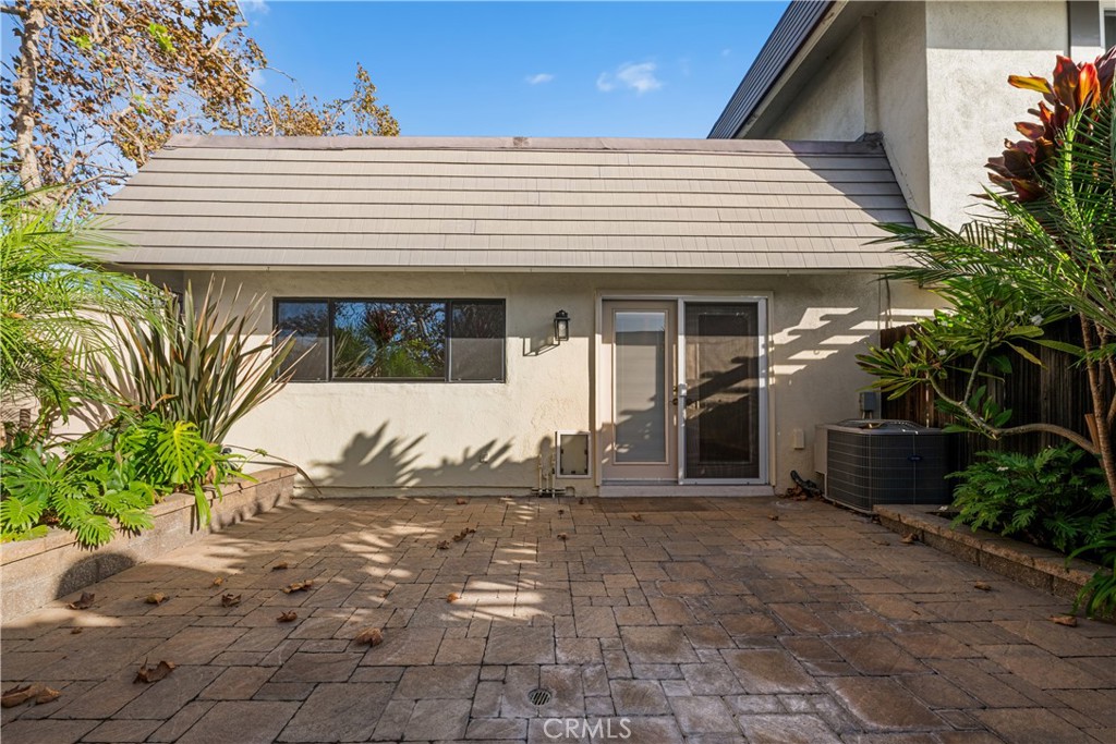 9658 Bloomfield Avenue, Cypress CA 90630 - photo 42