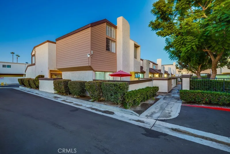 9678 Walker Court, Cypress, CA 90630