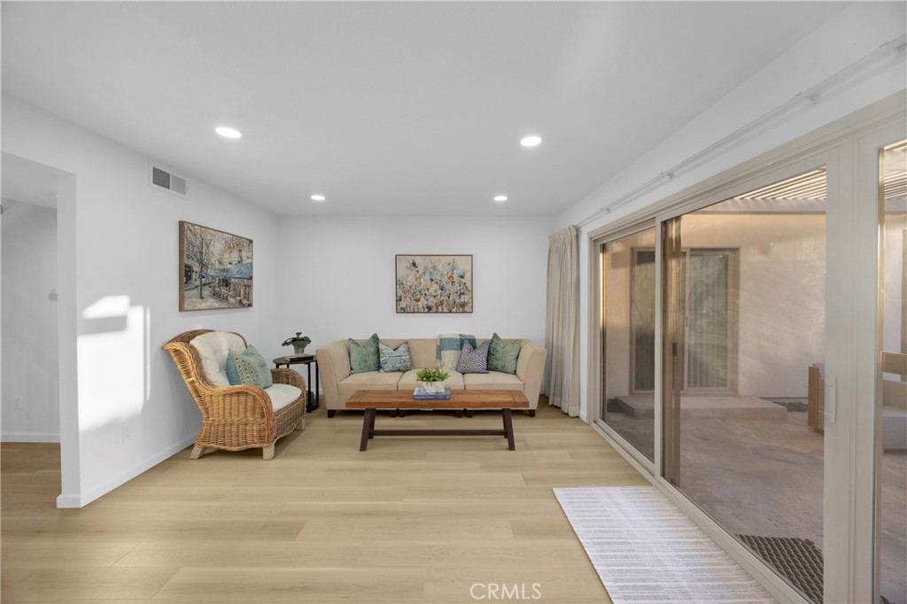 9683 Amberwick Circle, Cypress CA 90630 - photo 15