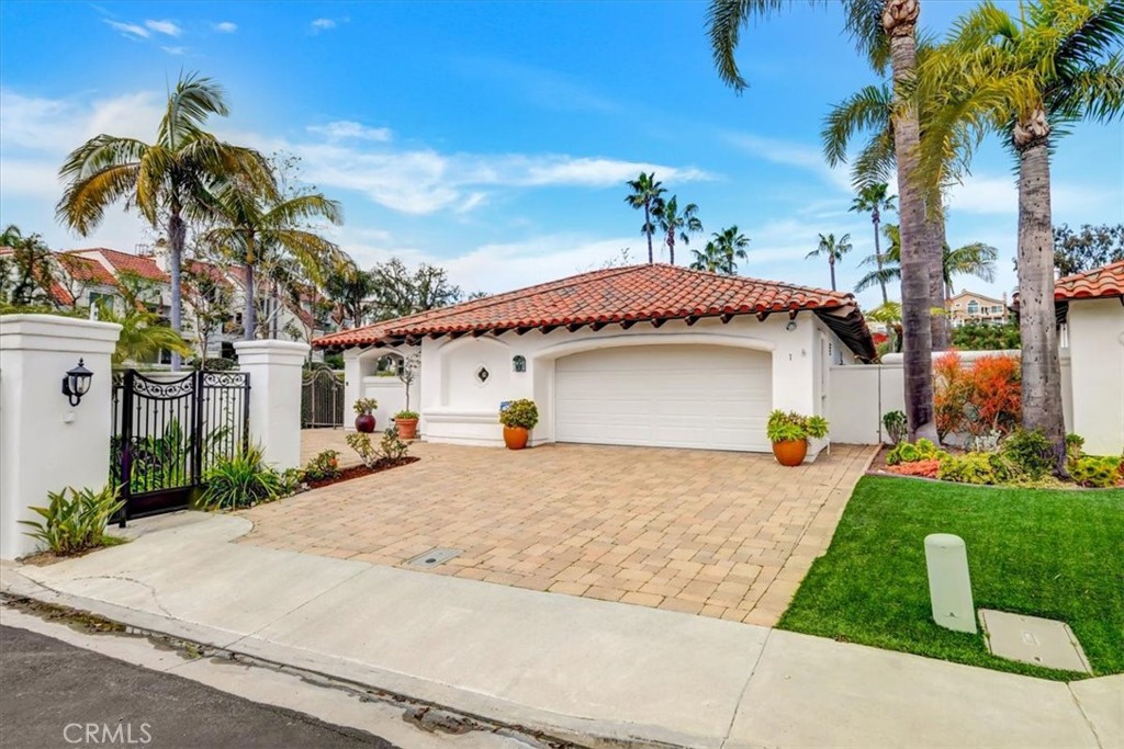 Mediterranean Single Story Home - 1 Terraza Del Mar, Dana Point CA 92629 - photo 1