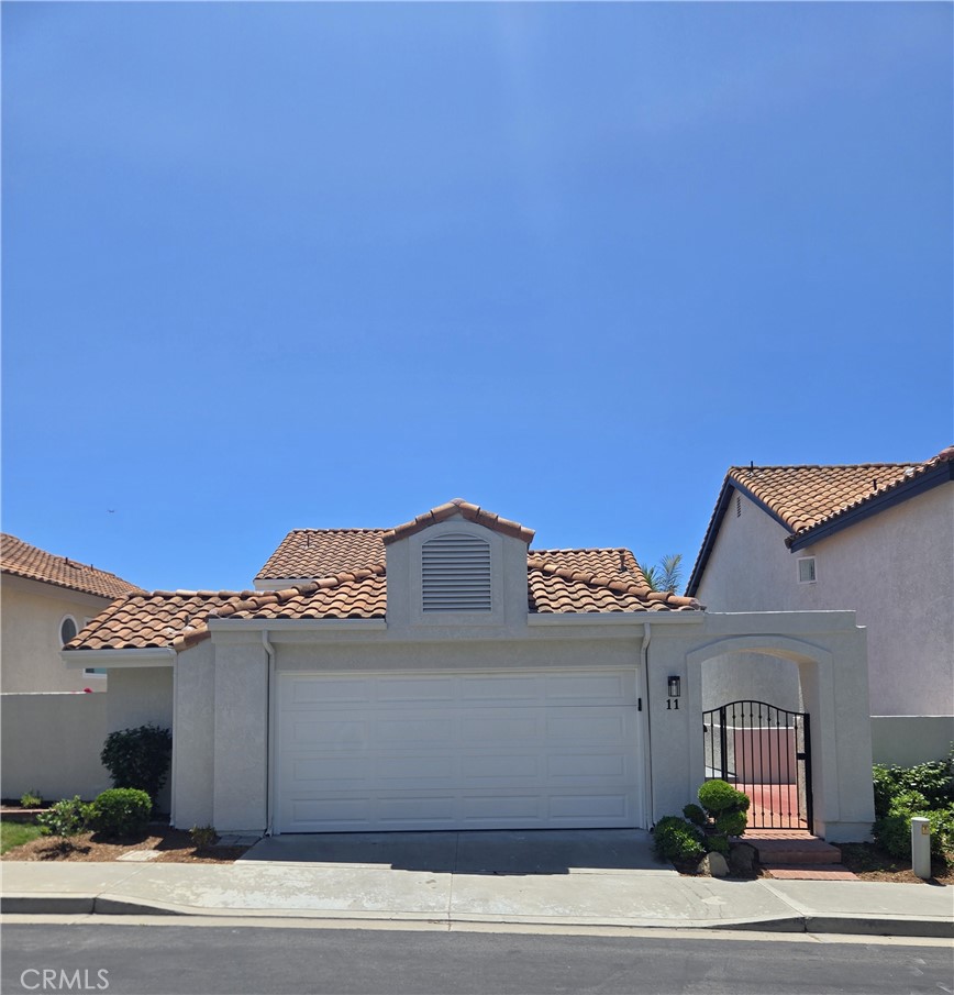 11 New York Court, Dana Point CA 92629 - photo 1