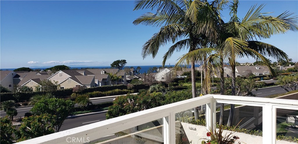 11 Palm Beach Court, Dana Point CA 92629 - photo 1