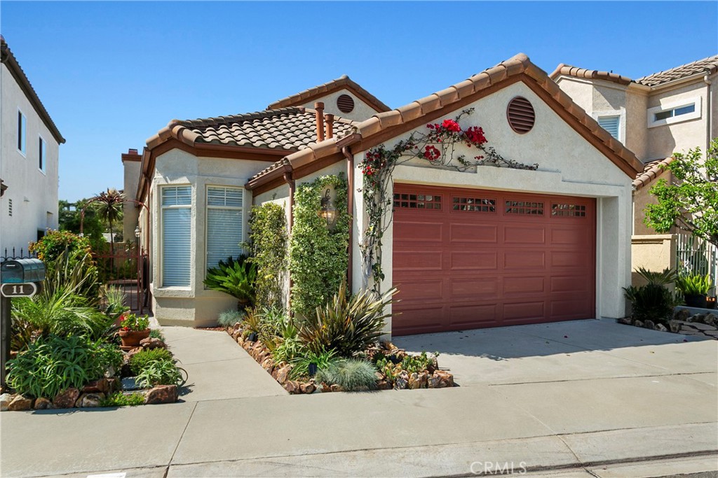 11 Reina, Dana Point CA 92629 - photo 1