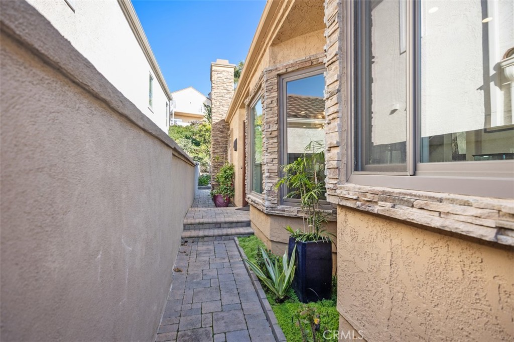 12 Dauphin, Dana Point CA 92629 - photo 4