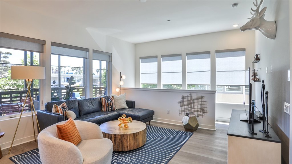 Open floorplan, great room. - 1207 Doheny Way, Dana Point CA 92629 - photo 8