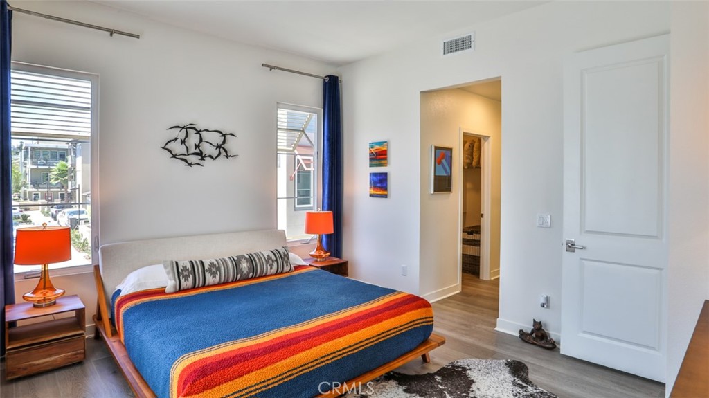 Primary bedroom with en-suite bathroom and dual closets. - 1207 Doheny Way, Dana Point CA 92629 - photo 24