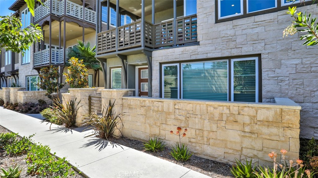 Front porch. 1 of 2 outdoor areas. - 1207 Doheny Way, Dana Point CA 92629 - photo 38