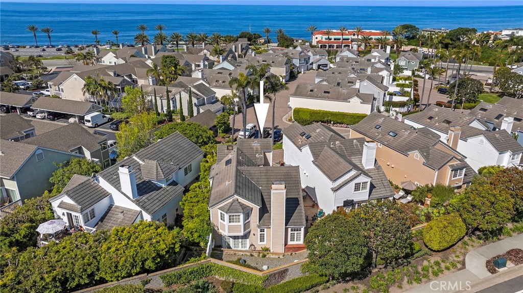 Small, gated neighborhood - 13 Chelsea Point, Dana Point CA 92629 - photo 1