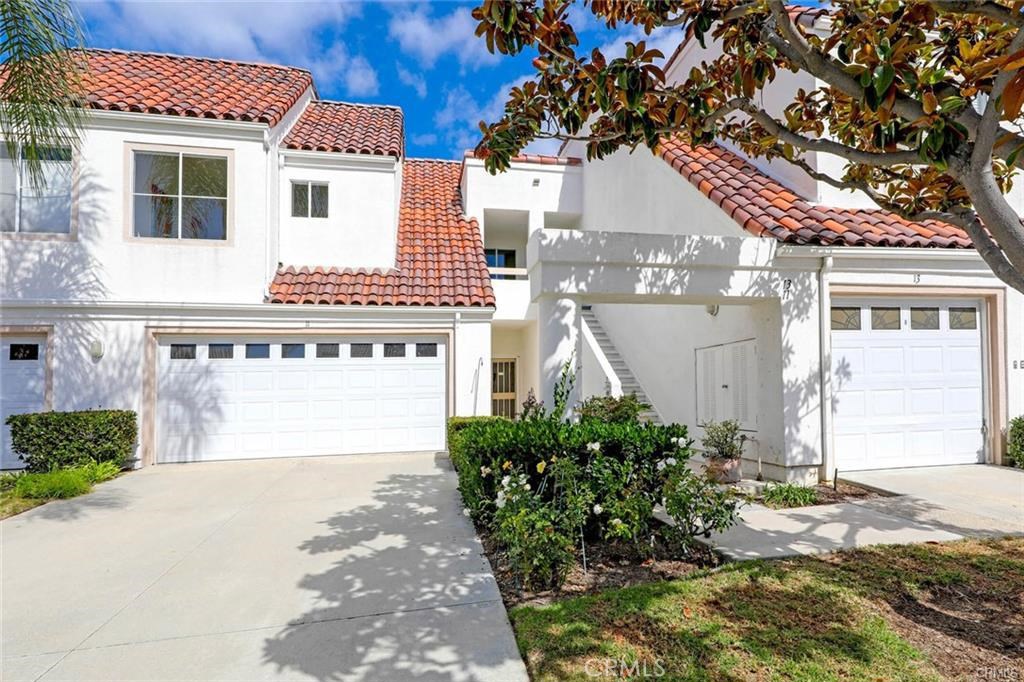 Park your car and walk up the stairs to your new beautiful home. - 13 La Paloma, Dana Point CA 92629 - photo 1