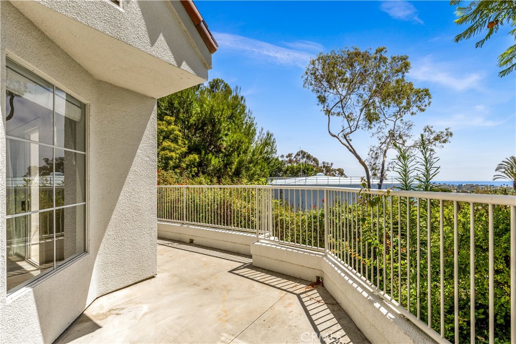 13 Veracruz, Dana Point CA 92629 - photo 18