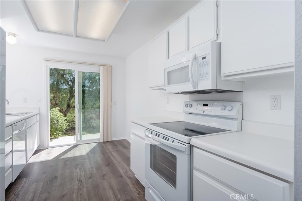14 Corniche Drive B, Dana Point CA 92629 - photo 1
