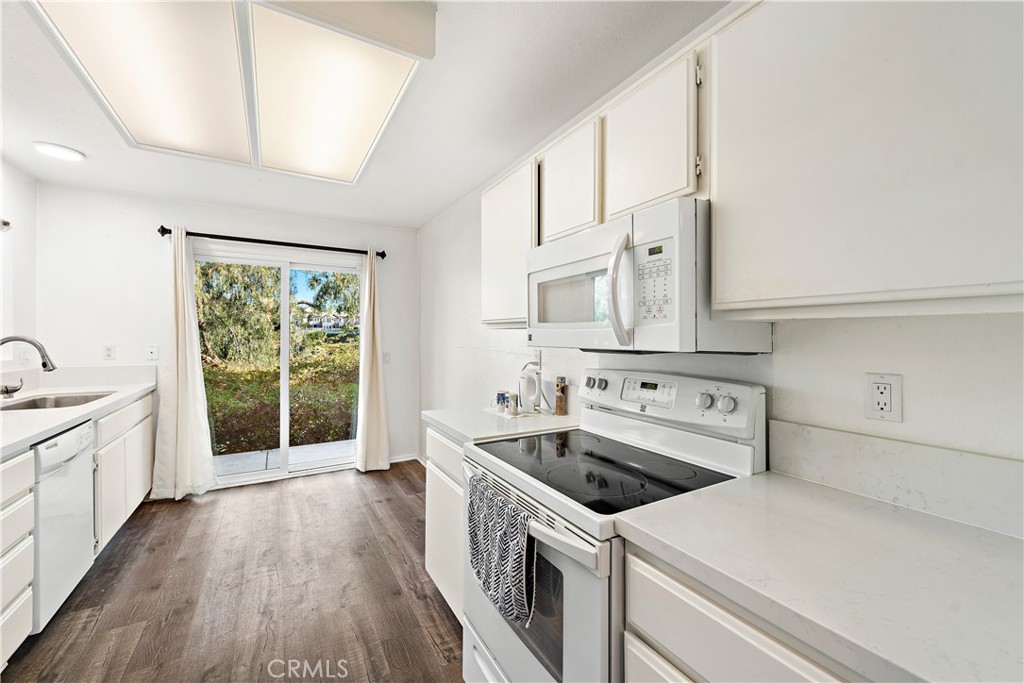 14 Corniche Drive B, Dana Point CA 92629 - photo 1