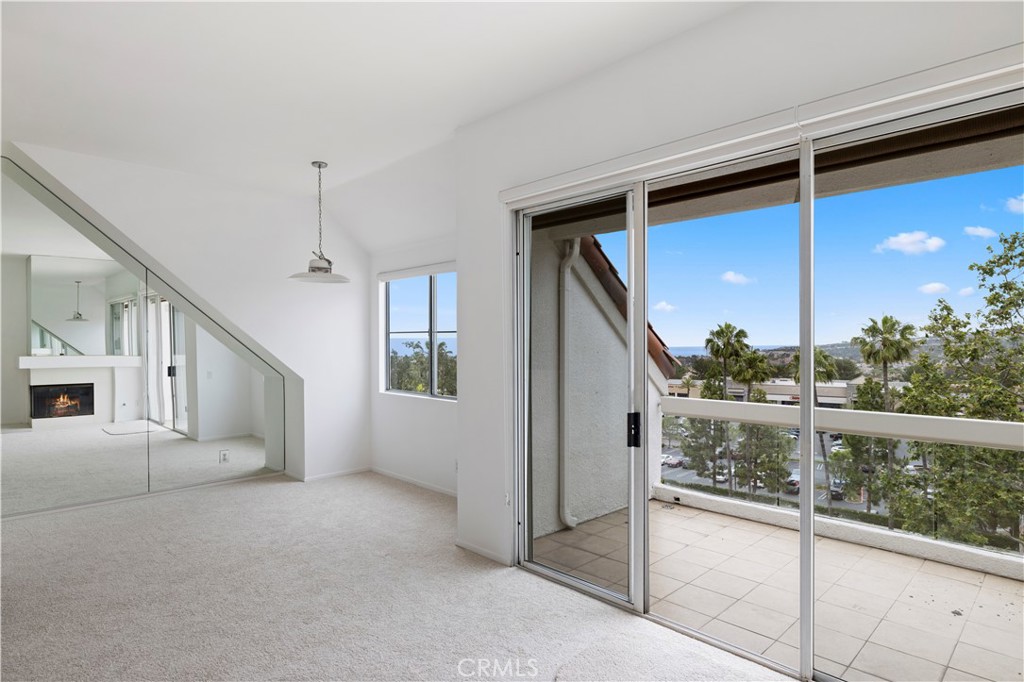Balcony with Ocean view - 14 Los Cabos, Dana Point CA 92629 - photo 6