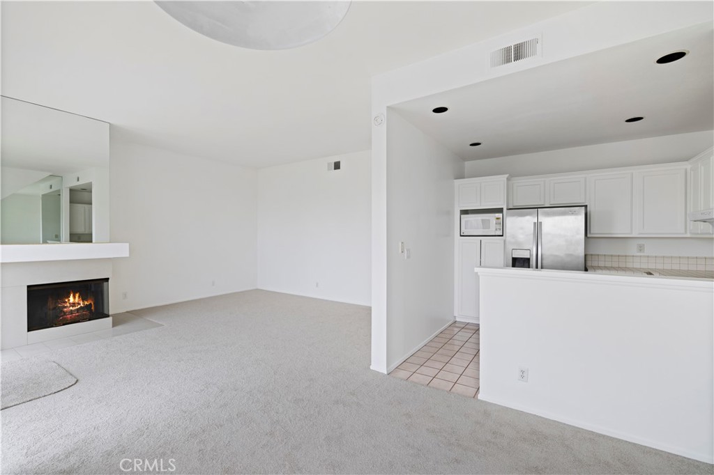 dining room/Living room - 14 Los Cabos, Dana Point CA 92629 - photo 12