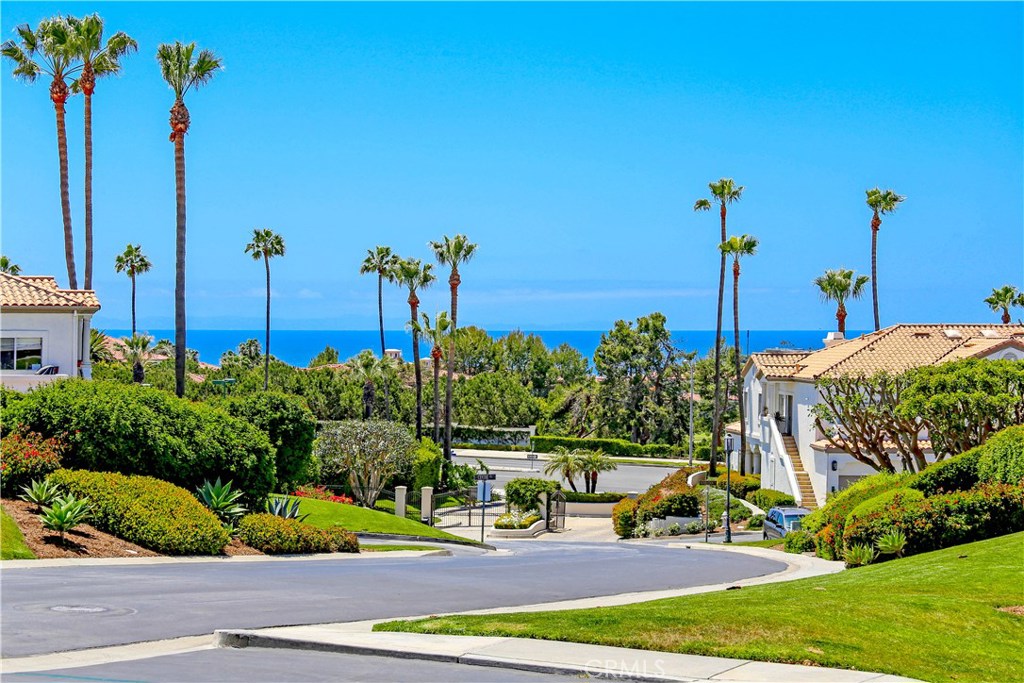 15 E Forest Hills Court N 73, Dana Point CA 92629 - photo 1