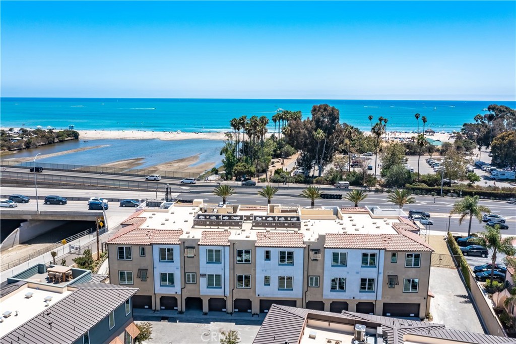 The ocean awaits you! - 1526 Doheny WAy, Dana Point CA 92629 - photo 1