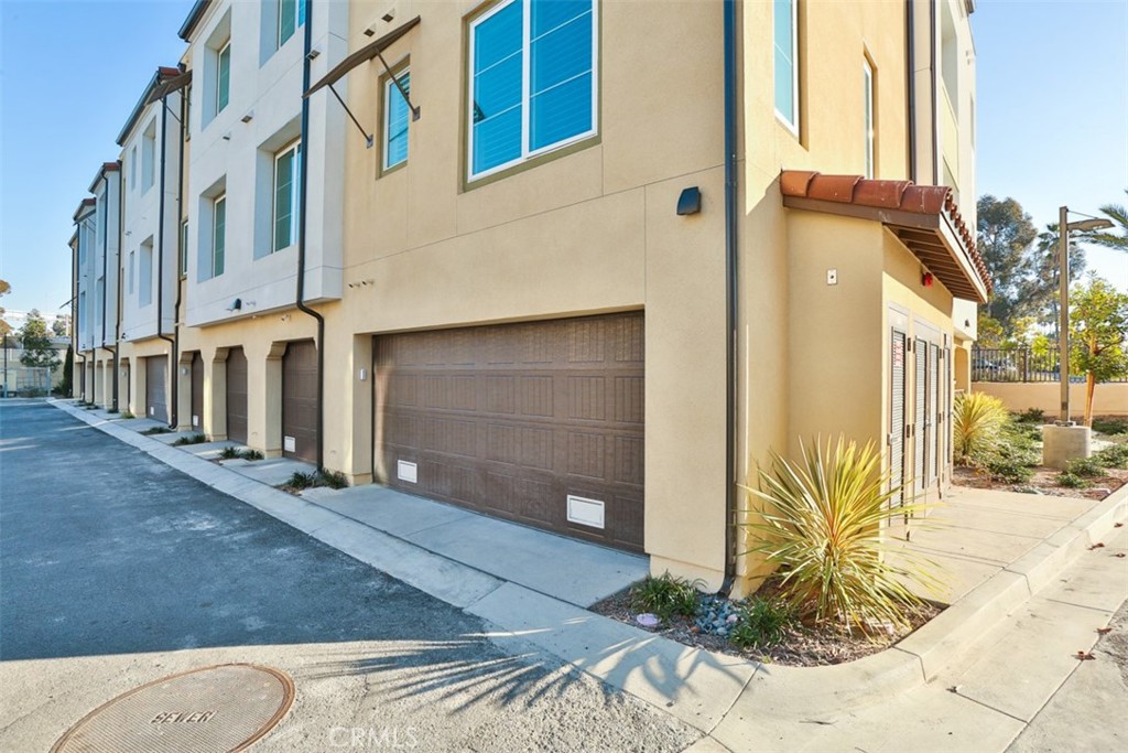 1529 Doheny Way, Dana Point CA 92629 - photo 42