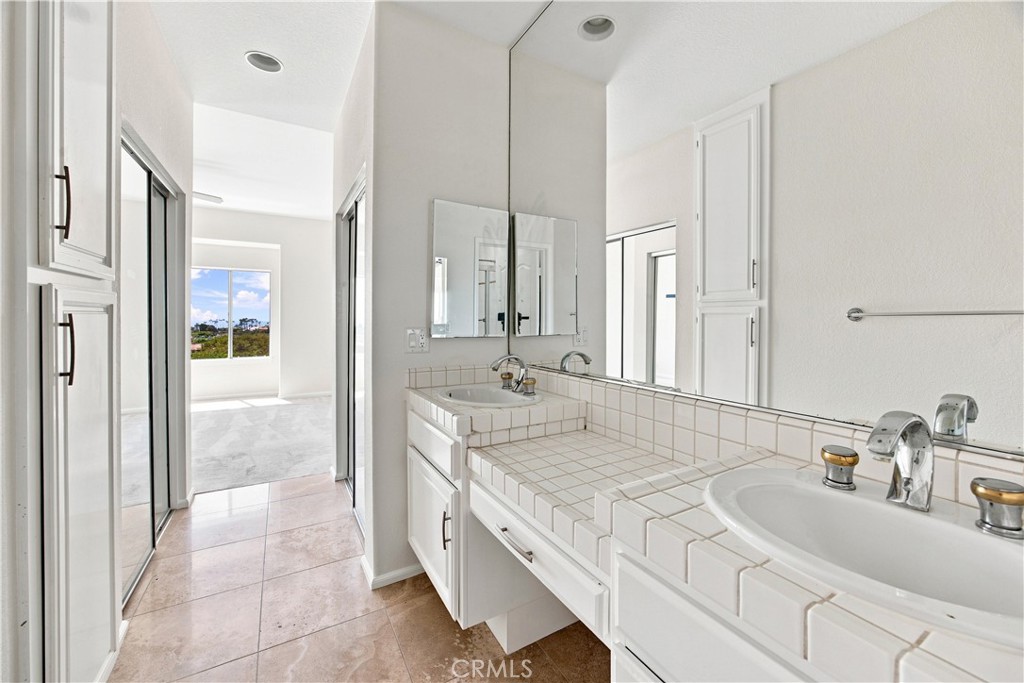 Primary bathroom - 17 Grand Master Court, Dana Point CA 92629 - photo 18