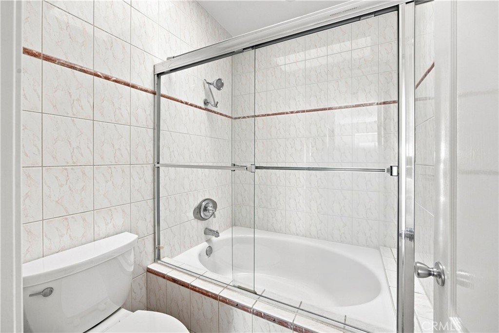 Primary bathroom - 17 Grand Master Court, Dana Point CA 92629 - photo 19