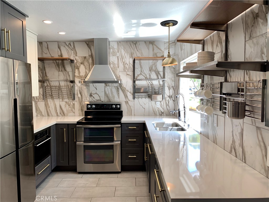 18 Corniche Drive H, Dana Point CA 92629 - photo 1