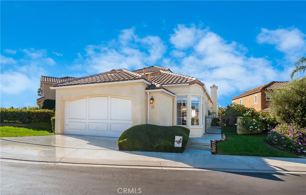 19 Regina, Dana Point CA 92629 - photo 1