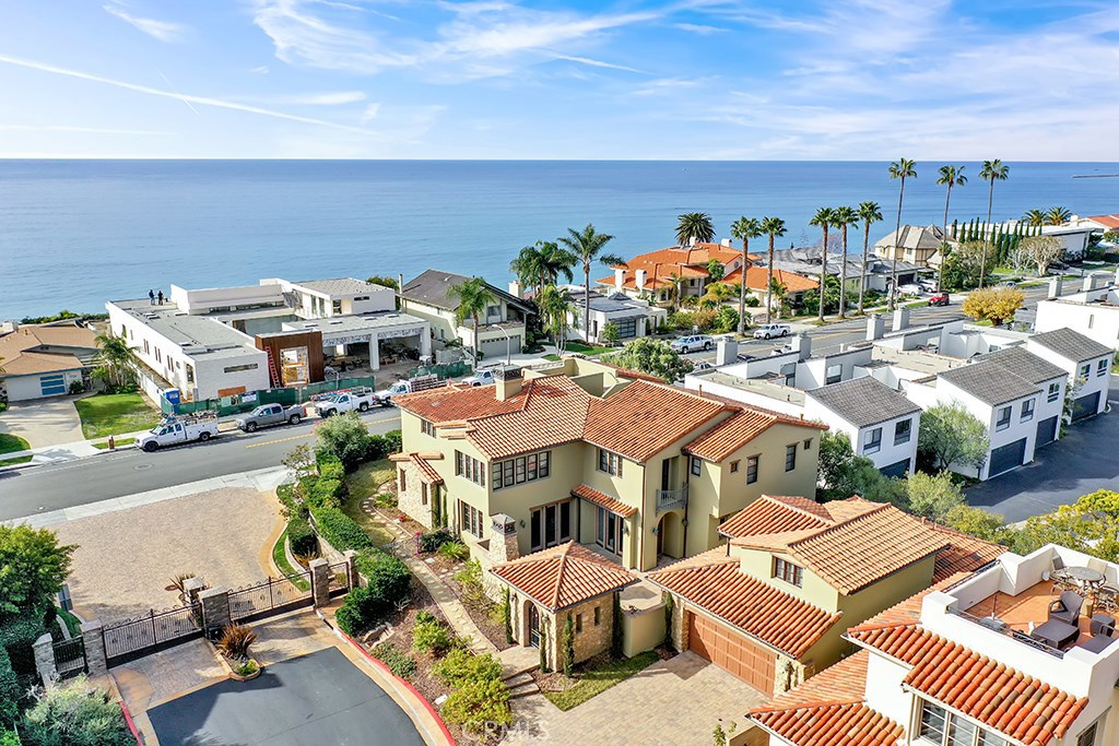 2 Castillo Del Mar, Dana Point CA 92624 - photo 1