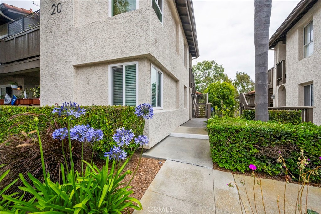 20 Corniche Drive H, Dana Point CA 92629 - photo 4