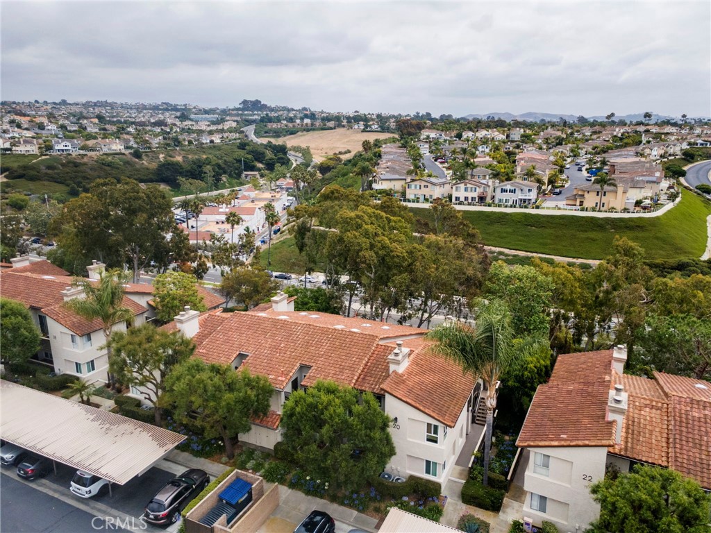 20 Corniche Drive H, Dana Point CA 92629 - photo 27