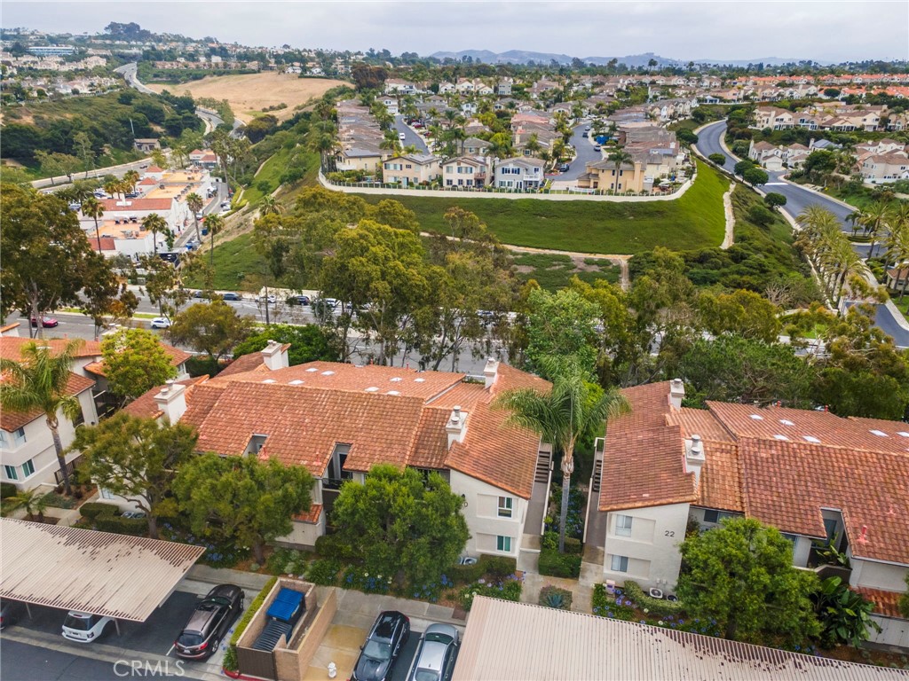 20 Corniche Drive H, Dana Point CA 92629 - photo 35