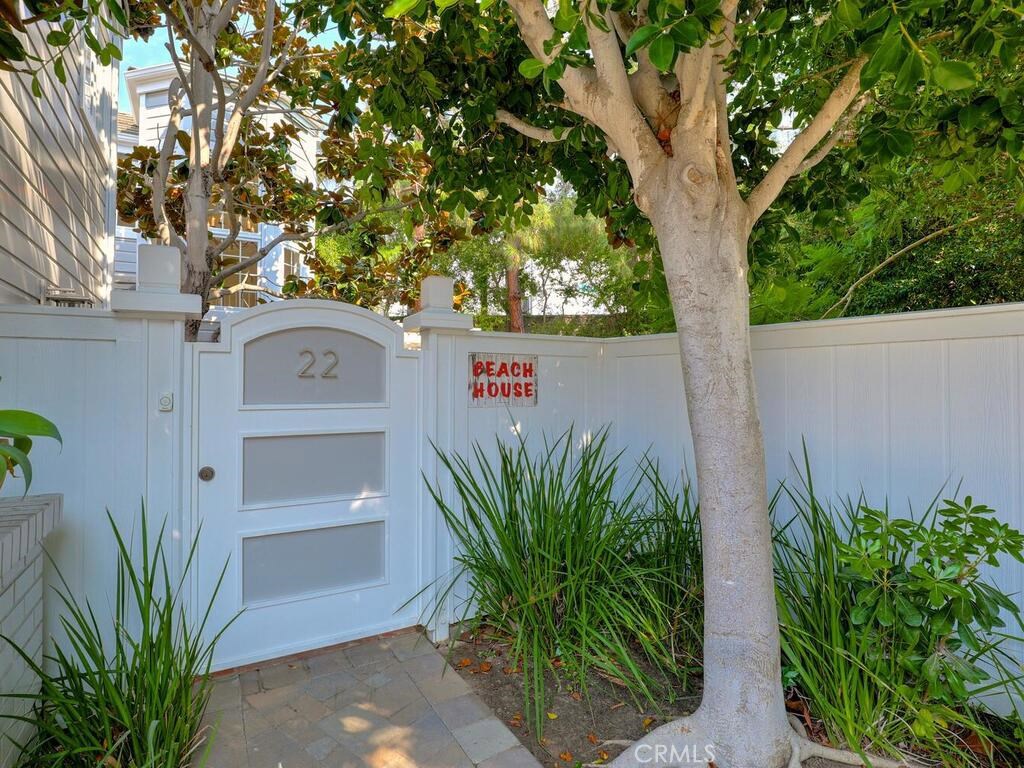 Charming Beach Living - 22 Chelsea Pointe, Dana Point CA 92629 - photo 1
