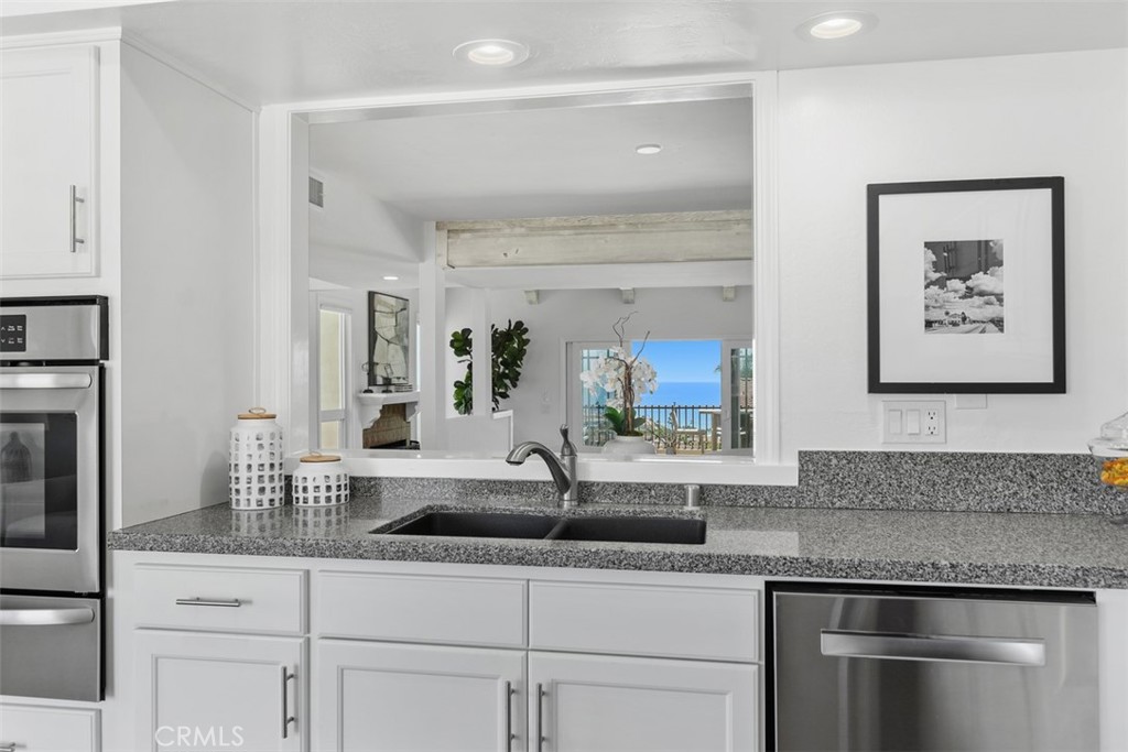 23297 Pompeii Drive, Dana Point CA 92629 - photo 29