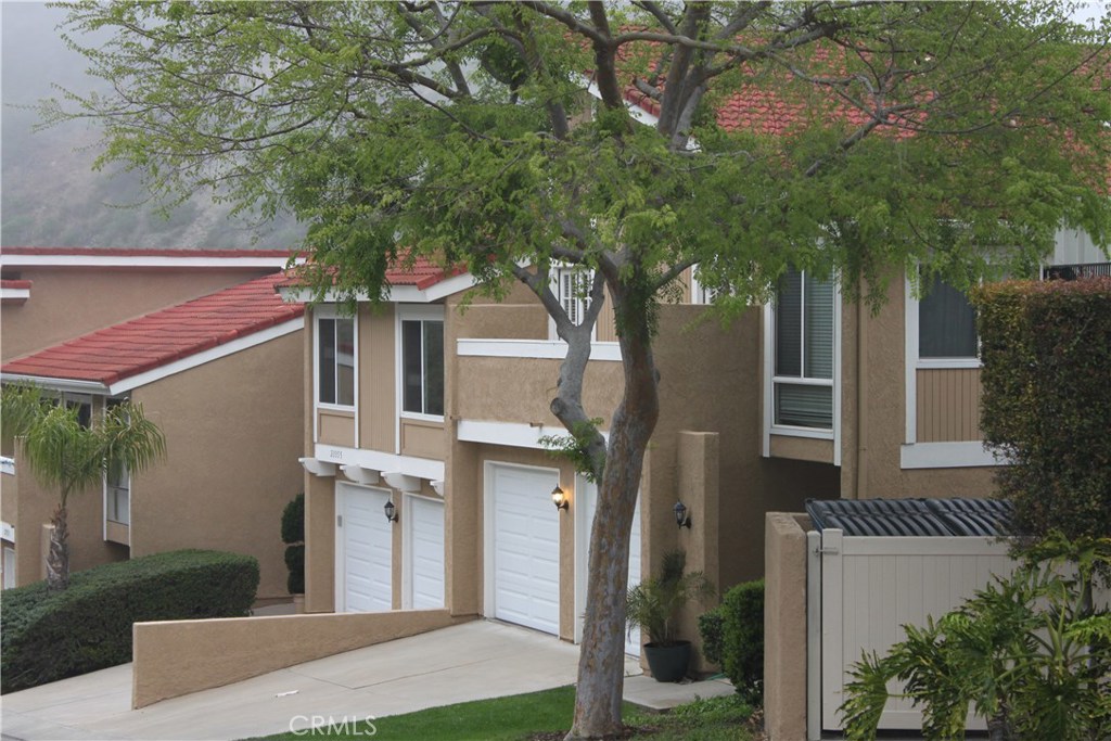 Pacific Island Villas is a complex of 30 Condominiums! Located off of Crown Valley with close proximity to Dana Point, L - 23355 Highcrest Road, Dana Point CA 92629 - photo 1