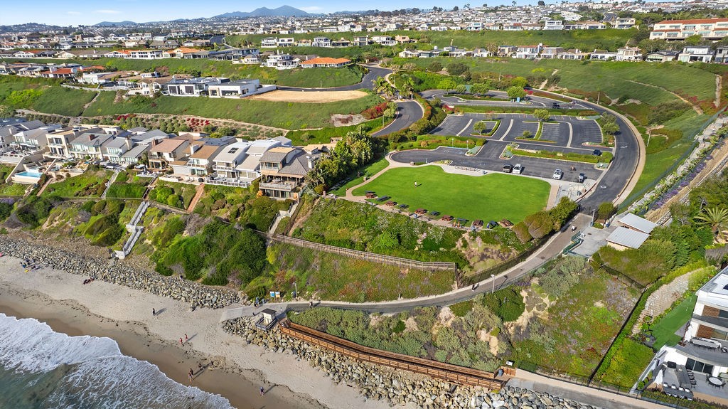 Aerial view Niguel Shores Association Bluff Picnic Area & Resident parking - 23502 Seaward Isle, Dana Point CA 92629 - photo 64