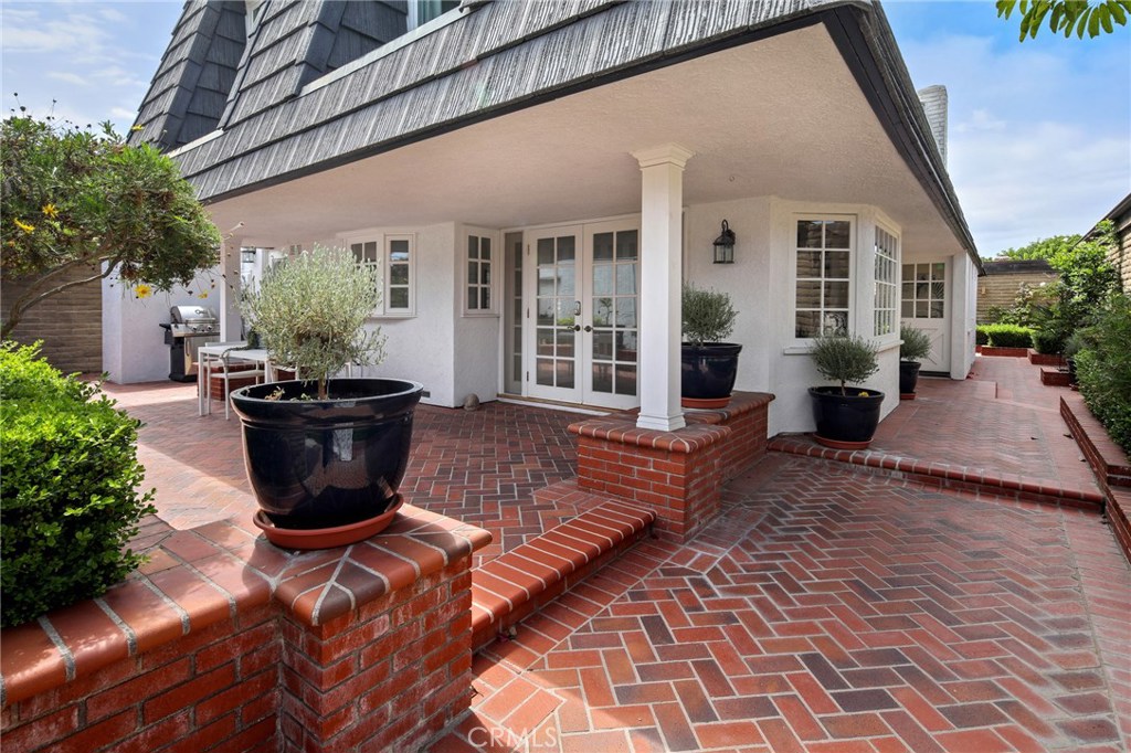 Gated Courtyard Entry and Patio Area - 23655 Tampico Bay, Dana Point CA 92629 - photo 1