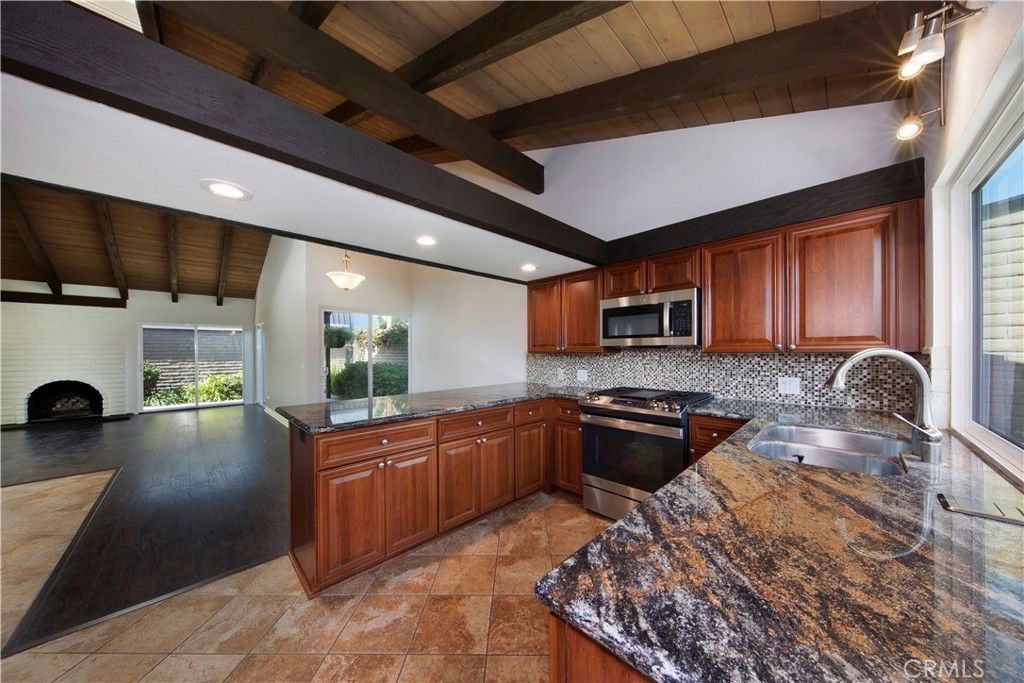 23661 Tampico, Dana Point CA 92629 - photo 8