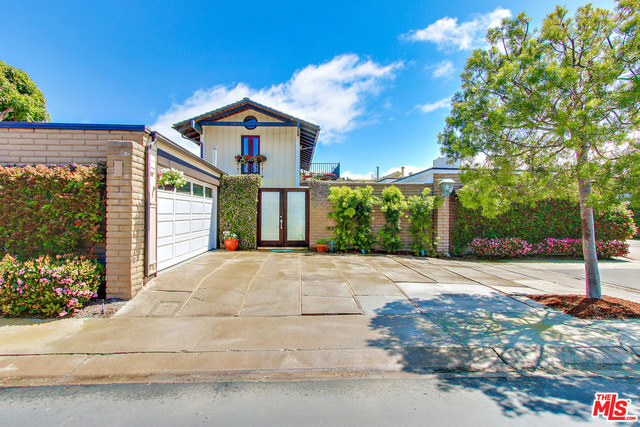 Front entry and driveway - 23812 HOBART BAY, Dana Point CA 92629 - photo 1