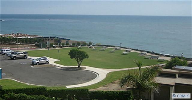 Short walk to beach and private community seaside park with private parking - 23881 DANZIG BAY, Dana Point CA 92629 - photo 1