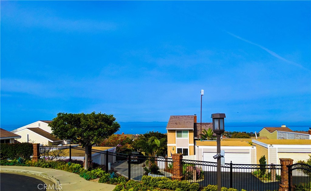 24056 Avenida Corona 28, Dana Point CA 92629 - photo 1