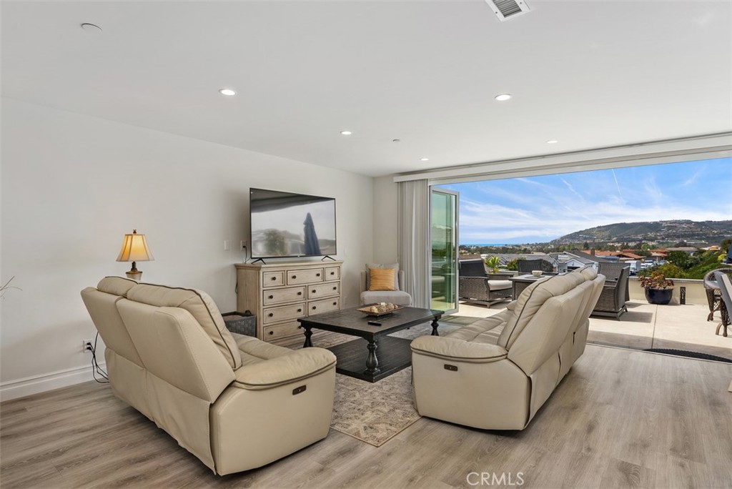 24065 Windward Drive, Dana Point CA 92629 - photo 7