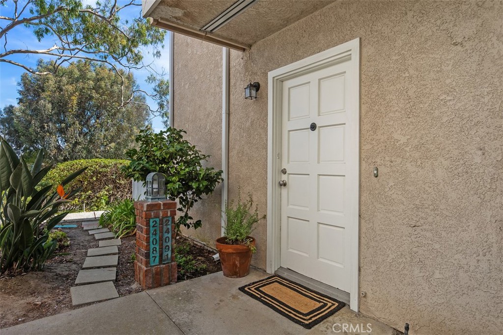 24091 Vista Corona, Dana Point CA 92629 - photo 22