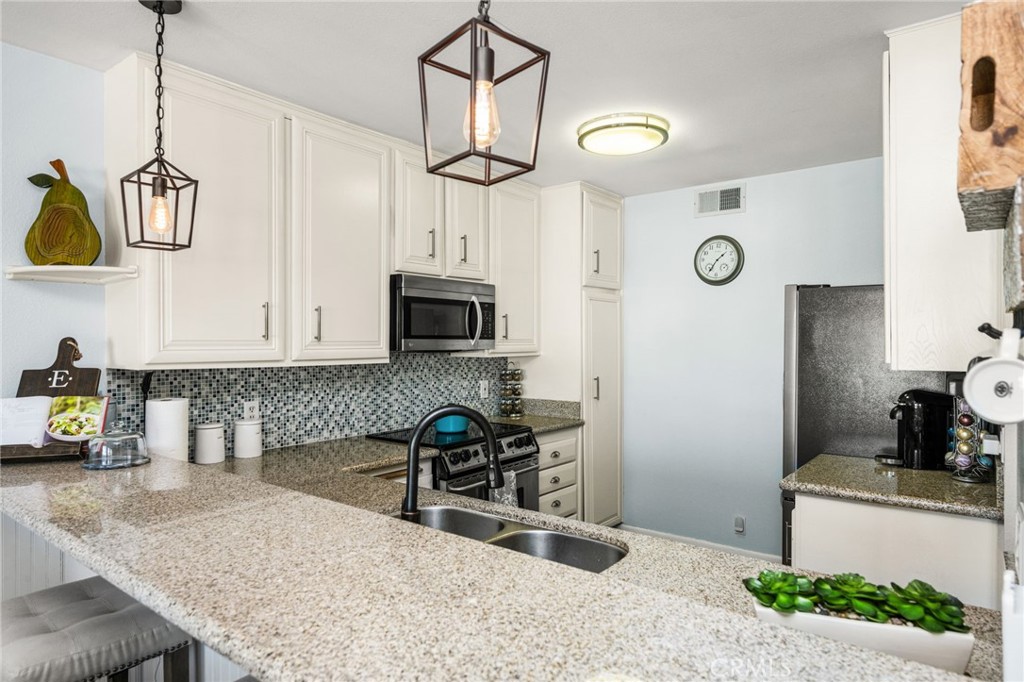 24114 Paseo Corona, Dana Point CA 92629 - photo 6