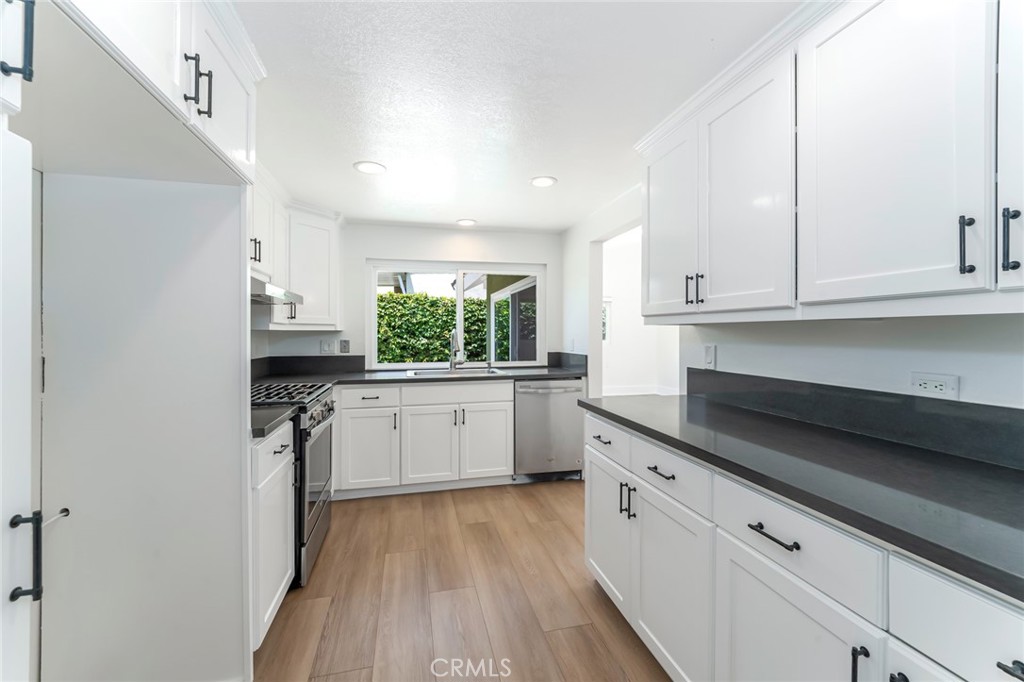 24312 Taxco Drive, Dana Point CA 92629 - photo 14