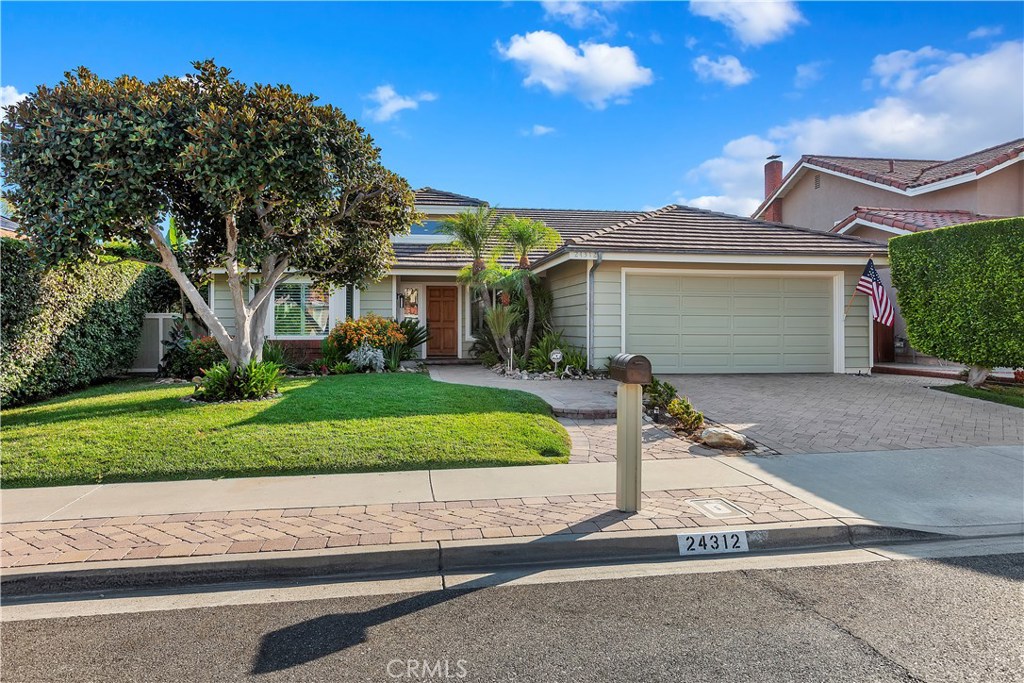 Cool Single Level with high hedges for privacy. Paved Driveway and walk way - 24312 Timothy Drive, Dana Point CA 92629 - photo 1