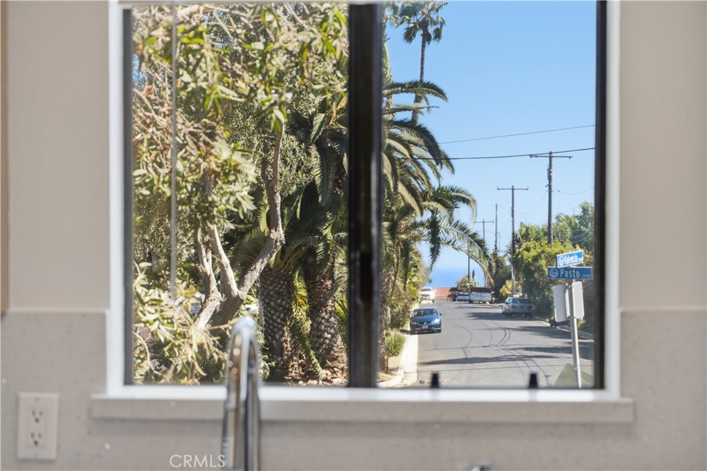 24331 Pasto, Dana Point CA 92629 - photo 26