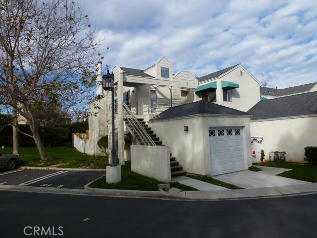 Private upper end unit overlooking open space. - 24401 B Lantern Hill Drive B, Dana Point CA 92629 - photo 1