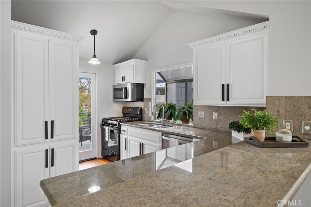 24401 Lantern Hill Drive B, Dana Point CA 92629 - photo 2