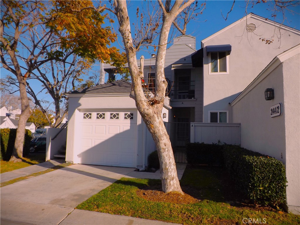 Direct access 1 car garage + driveway - 24412 Lantern Hill Drive A, Dana Point CA 92629 - photo 1