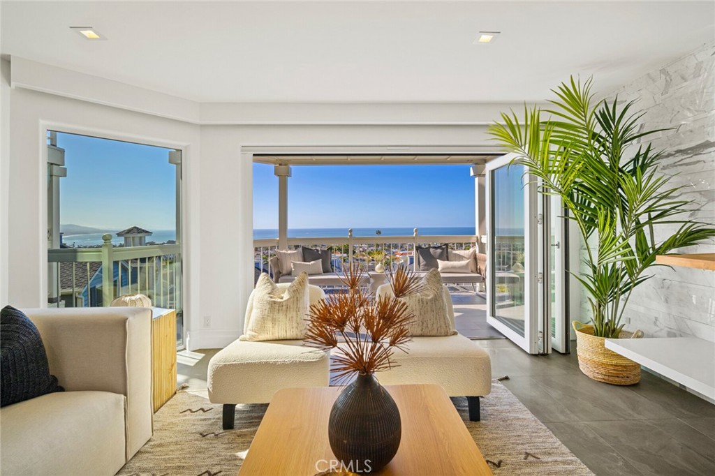 24436 Alta Vista Drive 17, Dana Point CA 92629 - photo 1